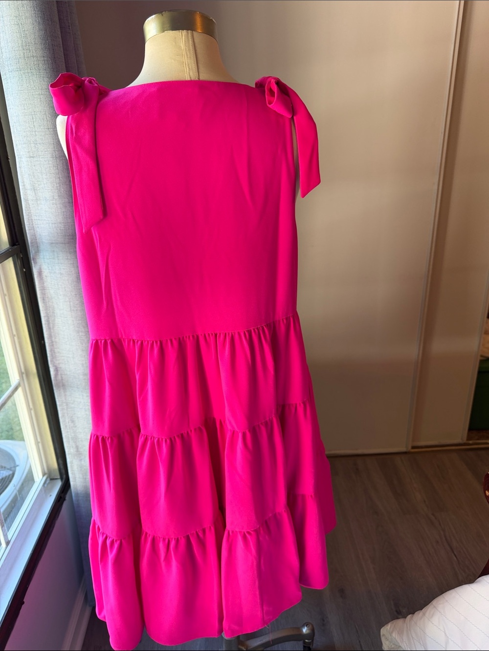 Lilly Pulitzer Hot Pink Tiered Mini Dress with Shoulder Ties size large - Picture 3 of 7